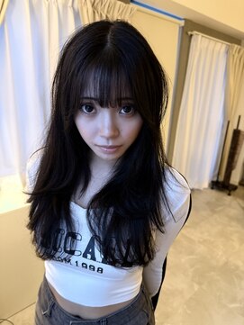 サロウィン 広島(SALOWIN) 【五十嵐】レイヤー外ハネ仕上げ