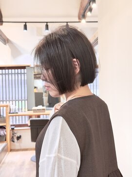 ゼンドットカラスマ(Zen.karasuma) ぷつっとエアリーボブ