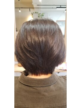 ヘアステージ ラプリュム(HAIR STAGE Ra Plume) Ra　plume40代・大人世代・大人すっきりひし形ショートボブ