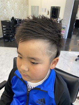 レヴィア(Revia) お子様カット 男の子