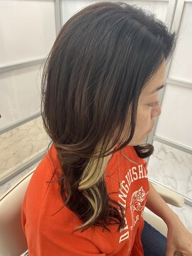 ビンナ(BINNA) シールエクステでダメージレスイヤリングカラー