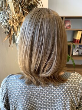 キャパサウス 春日 大野城店(CAPA south) ミルクティーベージュ　ミディアムレイヤー　鎖骨ミディアム