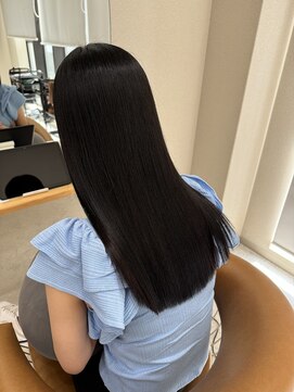 シカ 神戸三宮元町店(Cica) 髪質改善 UPTOGLOSS 三宮 神戸美容室 黒髪 ロング 艶髪 元町