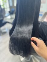 アンブレラ(umbrella)&nbsp;糸のように繊細なアジアンビューティーヘア