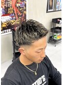 ショートジェットモヒカン×金メッシュ