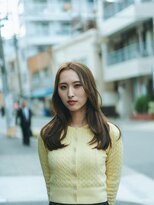 ウル(uru.)&nbsp;レイヤーカット&ブリーチ無しベージュ