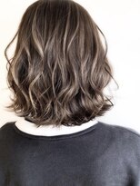 カルラ(Karra)&nbsp;《grow 蒲田》ハイライトで立体感◎ふわミディ