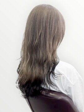 モア(moa) エンドカラーグレージュ