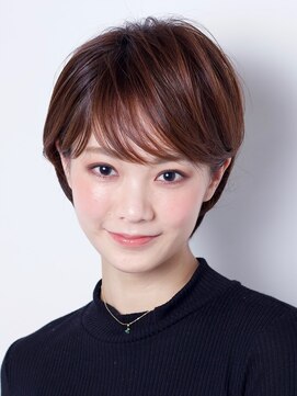 ビュートリアム 青山(BEAUTRIUM) 30代40代に人気の小顔ショートカット