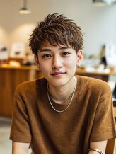 大人っぽいメンズレイヤースタイルが好評♪ビジネスシーンにも対応【岐阜駅徒歩1分/メンズカット専門技術】