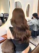 リラ バイ ミラ 新宿(LILA by MILA)&nbsp;ハイレイヤーウルフ/ブラウンベージュ/ダブルカラー/ヨシンモリ