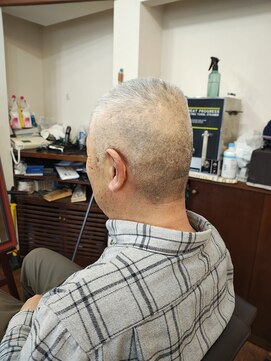 ヘアーサロンアキノ スポーツ刈り