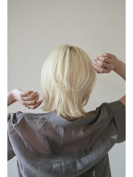 シスタ(SISTA) レイヤーボブ