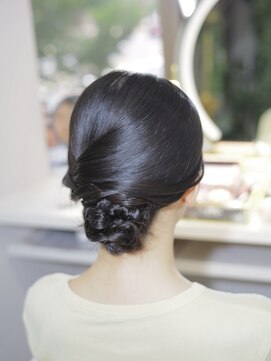 アガール 参列ヘアセット