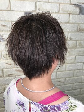 ヘア デザイン ハルプ(hair design HALB) ショート
