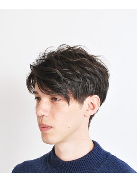 エムアンドエム(M&M) ニュアンスウェーブショート