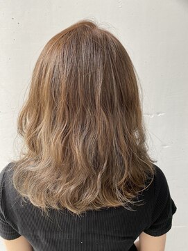 シュリット(schritt) ナチュラルハイライトカラー　uchida