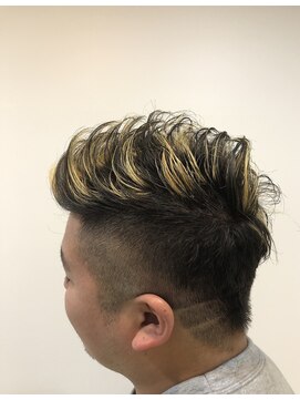 ヘアーラヴワン 足利(hair love One) ゴールドメッシュモヒカン