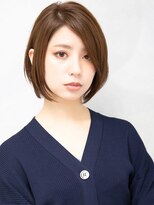 クラッチ 博多(CLUTCH)&nbsp;大人可愛い小顔美髪ツヤ感前下がりショートボブ丸みショートB2