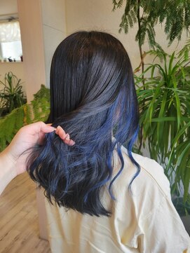 フゥカ 売市店(fuka) ネイビーカラー×ブルージュカラー×ケアカラー