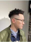 束感アフロスタイル