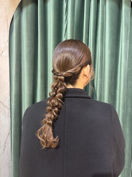 ヘアアレンジメント ボガスティーズ 川崎店(Hair arrangement Vogusty's) 編みおろし