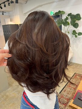 メリー オオサカ(Merly Osaka) ワンカールできまるレイヤーカット