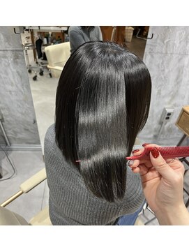 エッセ 大阪梅田茶屋町店(esse) 【梅田】オリーブグレーカラー