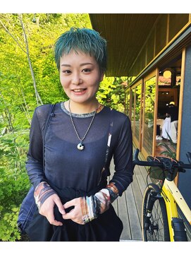 イメネ(YMENE) ベリーショート