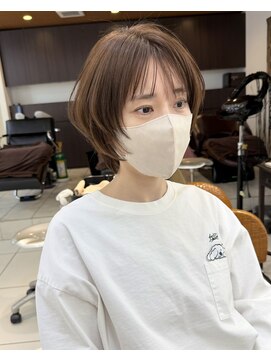 ディフィーノ 赤坂(DIFINO) ショートレイヤー/顔周りレイヤー/オリーブグレージュ