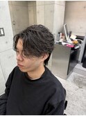 センターパートウルフ×フェザーパーマ