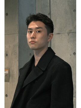 ブークル(boucle) オールバック　ビジネスショート フェザーパーマ ベリショパーマ