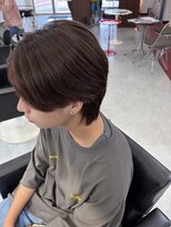 ディーボーイリタ 光の森(D-BOY Lita) 落ち着いたベージュカラー