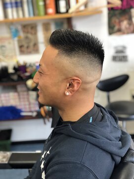 バーバーショップ エイチツー(BARBERSHOP H2) フェードカット