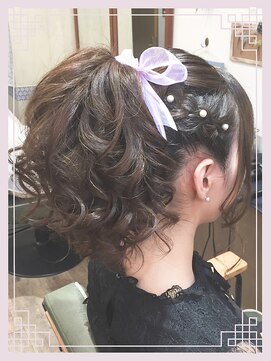 秋葉原コットン ヘアセット専門店 編み込みポニーテール