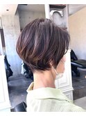 50代ヘア◎後頭部ボリューム３６０度キレイなショート「TheC」
