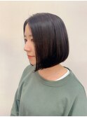 再現性抜群!ツヤ感前下がりボブ