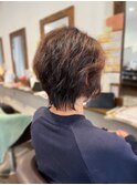 大人クセ毛いかせるショート