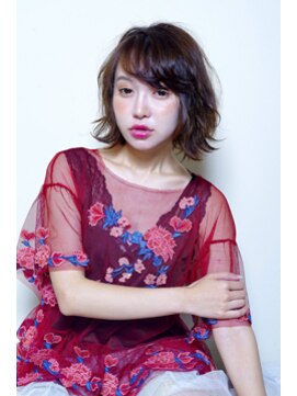 スピガ(SPIGA) 外はねミディアムボブ