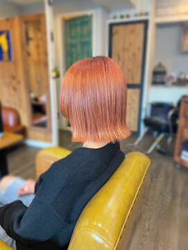 トルチェ(toRtue) ペールオレンジ×切りっぱなし