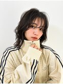 前髪ラフパーマ柔らかミディアムヘア