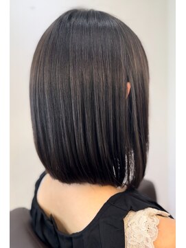 ジエクト ヴィシア(The Ect VIXIA) 髪質改善トリートメント×ボブ