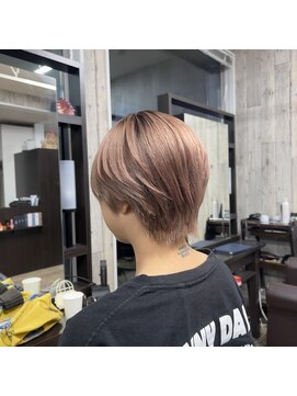 アバディブロス(Abadi Bros) ショート×ミルクティーベージュ