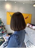 大人可愛い小顔ジャギーボブ似合わせオリーブベージュボブ