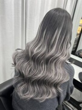 ウィステル(wistell) グレージュ☆エクステ/グレー/ホワイト/バレイヤージュ