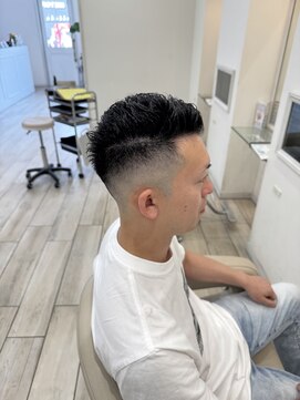 タブー 岐阜店(TABOO) フェードスタイル　バーバー風サイドパート