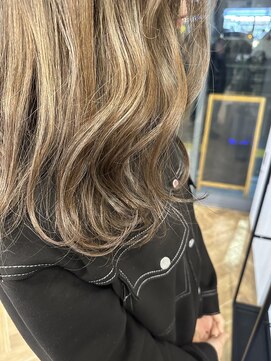 エルア(elua) 海外風ハイライト!!