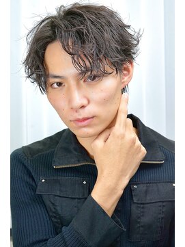 アイトーキョー 横浜(AI TOKYO) フェザーパーマ/ナミバング