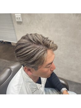 マキシム ナカイ(MAXIM NAKAI)の写真/一度入れたら伸びても馴染むお洒落ハイライト!!メッシュキャップを使うことで頭皮にも優しい♪