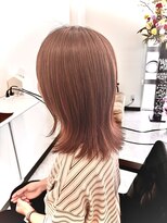 ルル(loulou) 外ハネミディアムスタイル